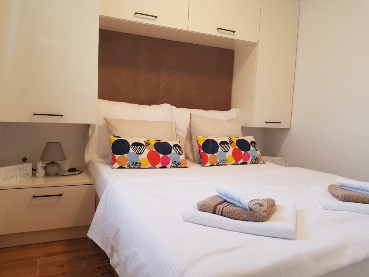 Hotel Kamp Karla & Bruno Sveti Filip i Jakov Esterno foto